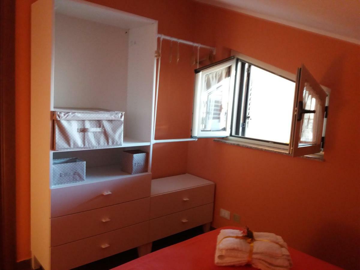 Appartamento Mansarda Da Dani Brolo Esterno foto