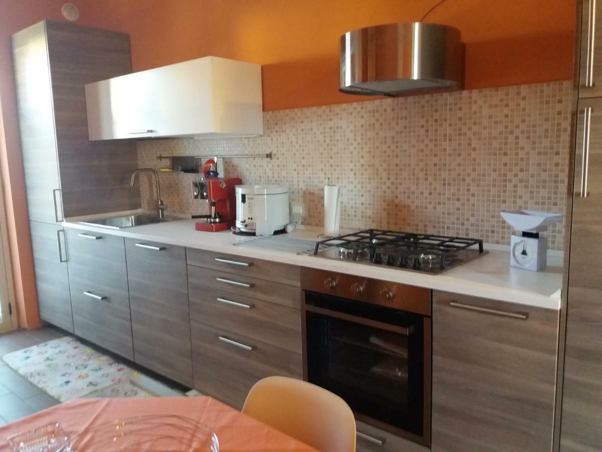 Appartamento Mansarda Da Dani Brolo Esterno foto